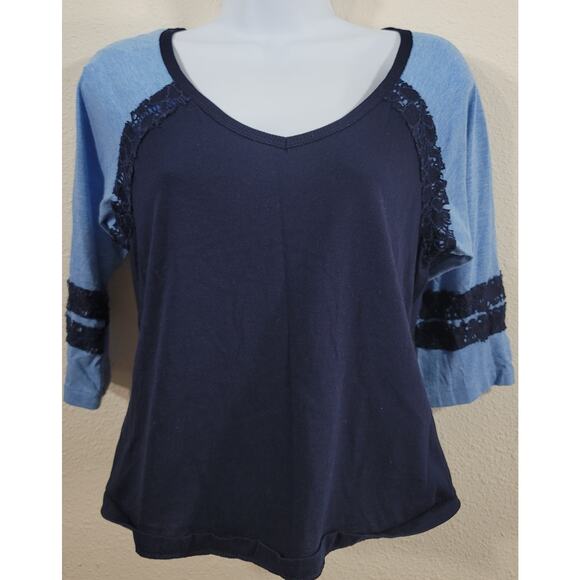 Energie Navy Blue  Light Blue Heathered Raglan 3/4 Sleeves Large Lace Detail - Picture 1 of 6